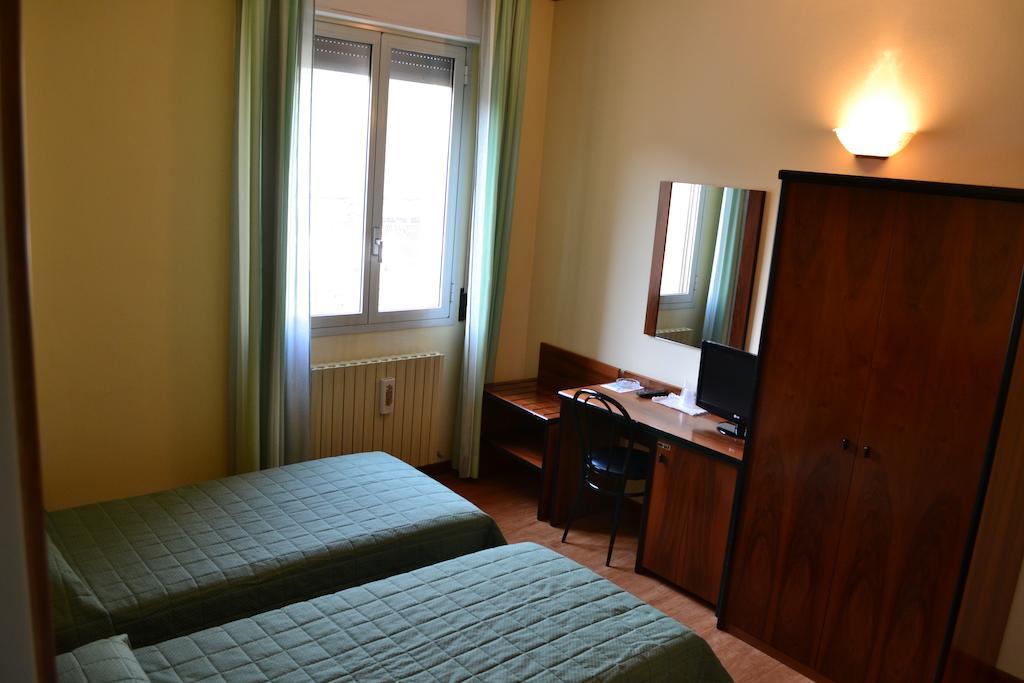 Albergo Elena Pianoro Dış mekan fotoğraf